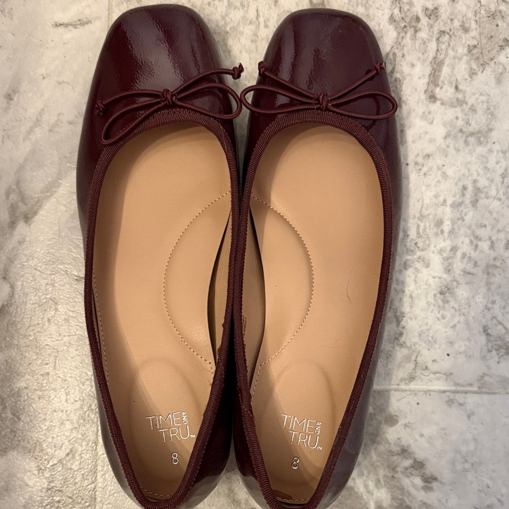 Time and Tru Women's Deep Red Flats NEW